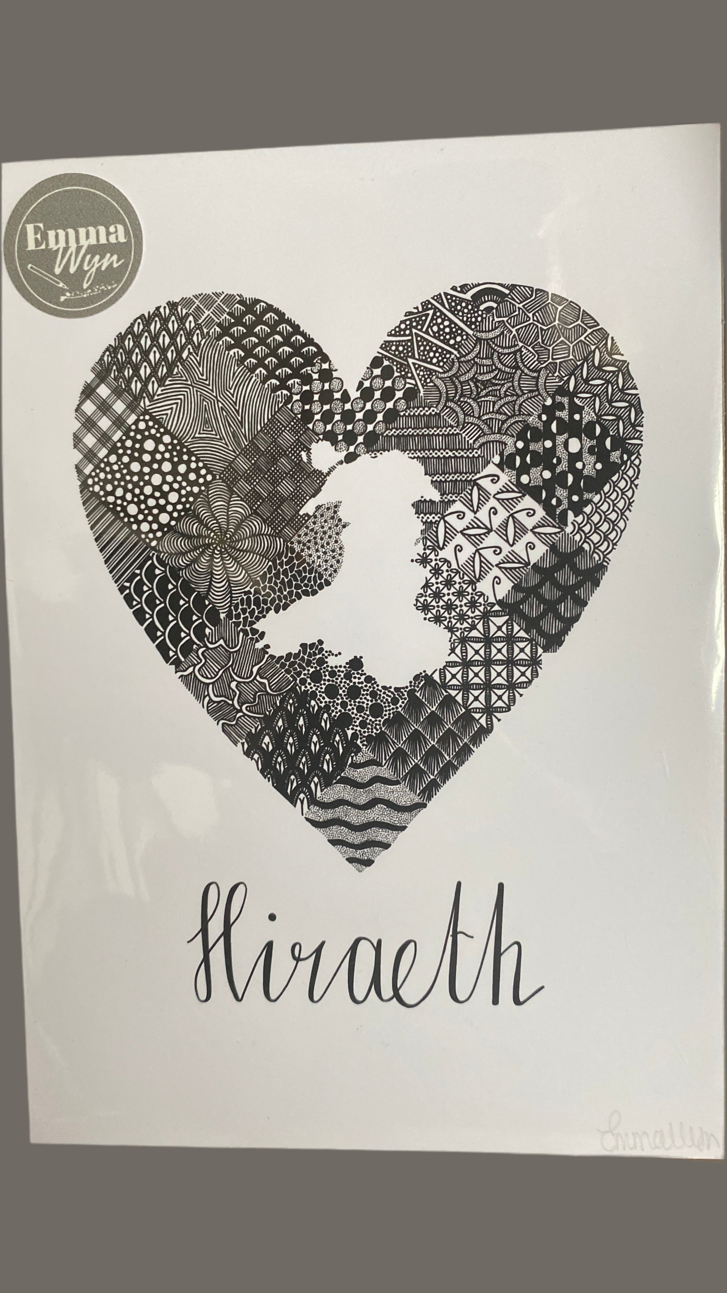 Hiraeth gan Emma Wyn