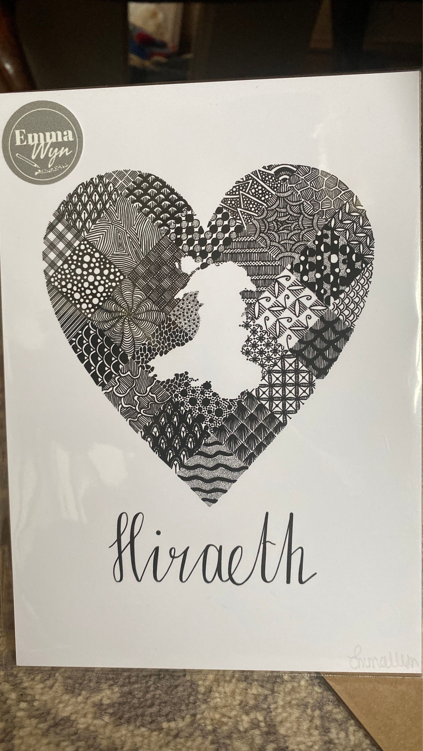 Hiraeth gan Emma Wyn