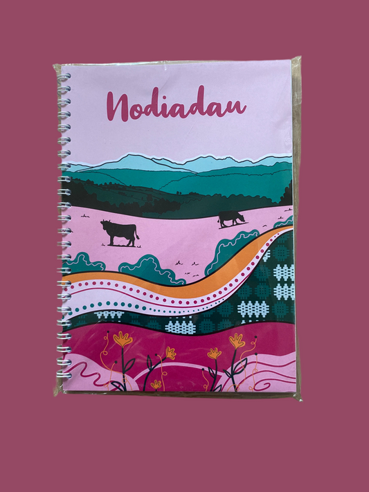 Llyfr Nodiadau gan Nila Ann